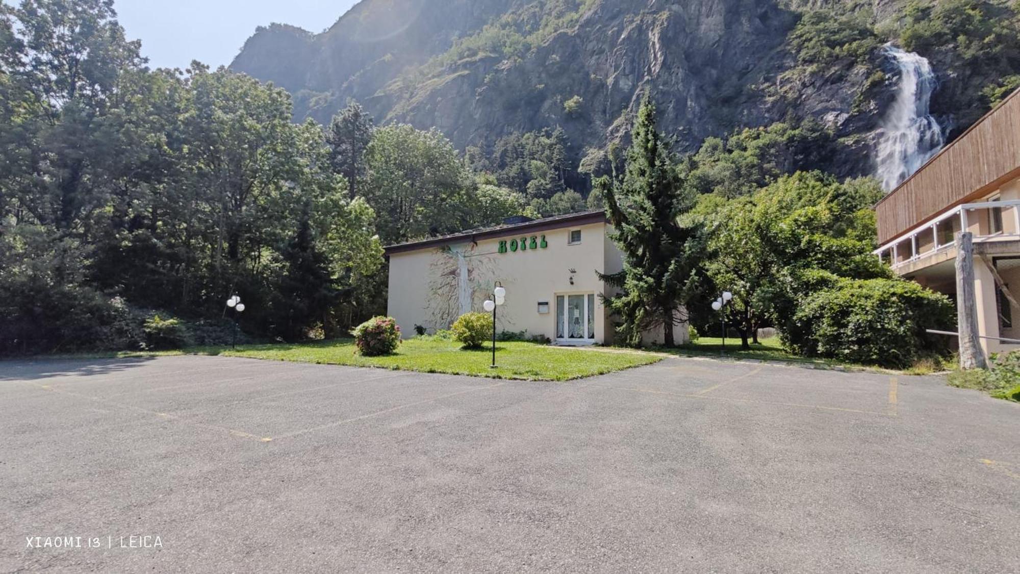Hotel La Cascade à Vernayaz Extérieur photo